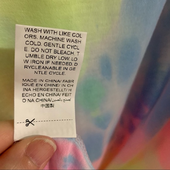 Brand new Shein Pastel Tie-Dye Sundress. Size Medium - Picture 6 of 9
